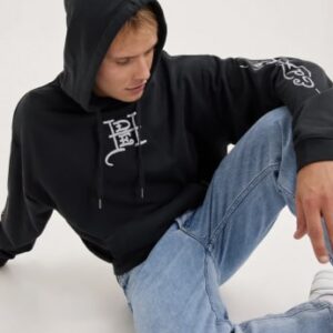  Men's Distressed Hoodie: Edgy Style, Casual Comfort